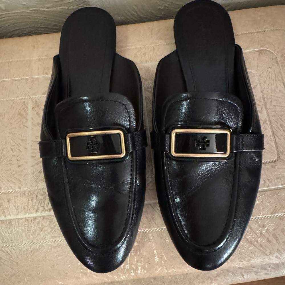 Tory Burch Black Leather Slip On Loafers sz 9.5 Women